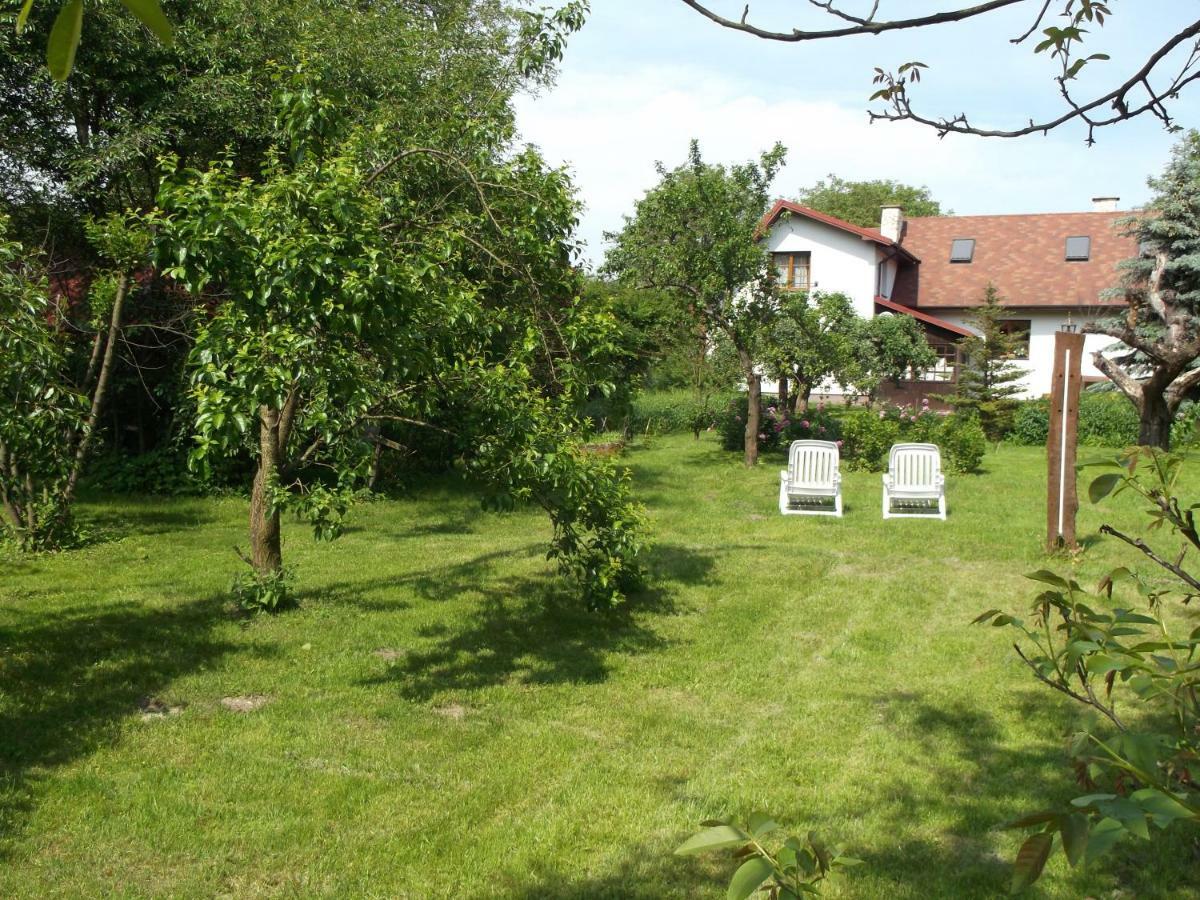 Dworek W Ogrodzie Kazimierz Dolny Exterior foto